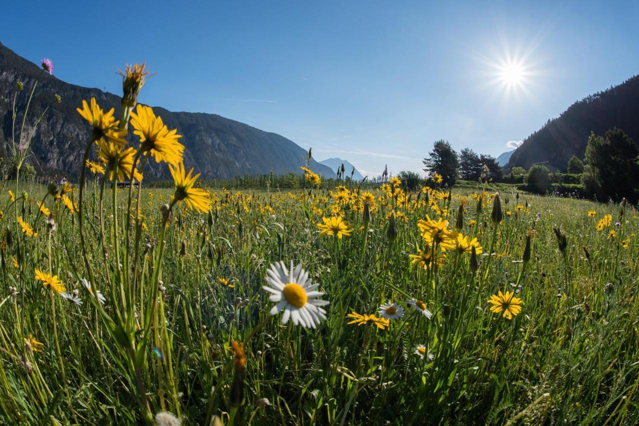 Easy Living Apartment Oetztal Sautens Eksteriør billede